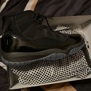 Jordan 11s Prom Nights size 10.5